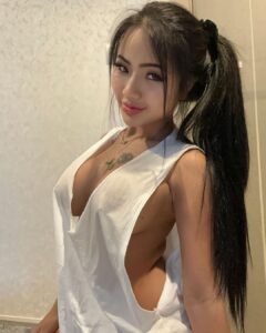 Praew asian 19