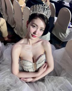 มีนา ริณา 38