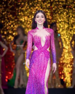 มีนา ริณา 49